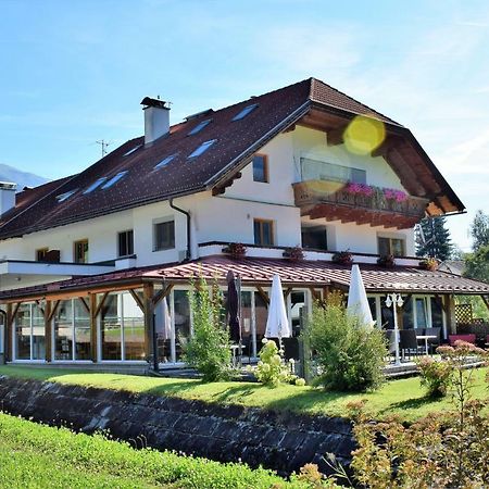 Fruehstuecks-Radpension Taurer-Thoman Dellach im Drautal Esterno foto